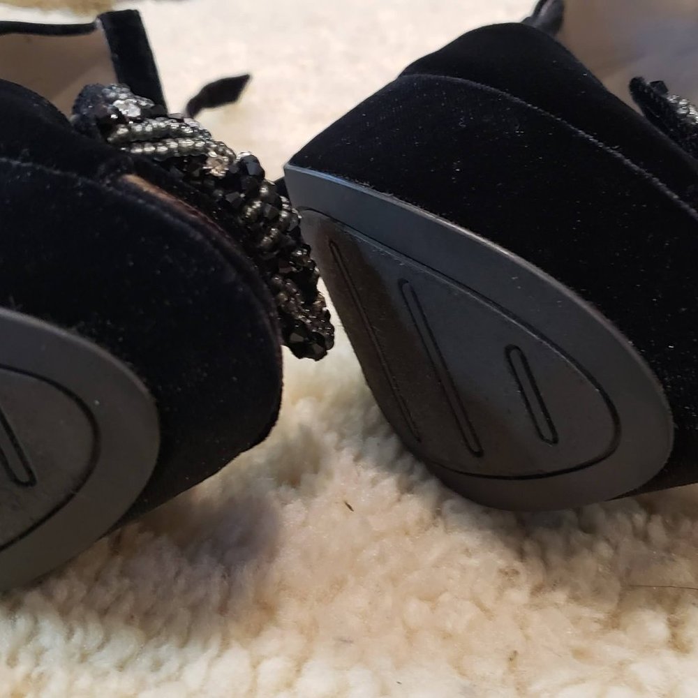 Shoes - Picture 3 of 3